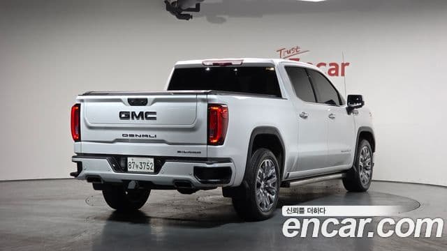 GMC 시에라 드날리-X, 2023 2