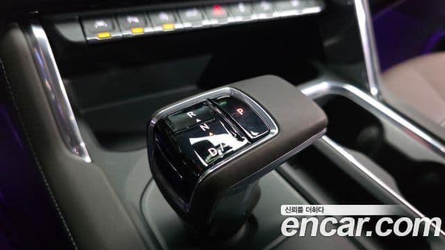 GMC 시에라 드날리-X, 2023 9