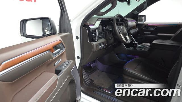 GMC 시에라 드날리-X, 2023 11