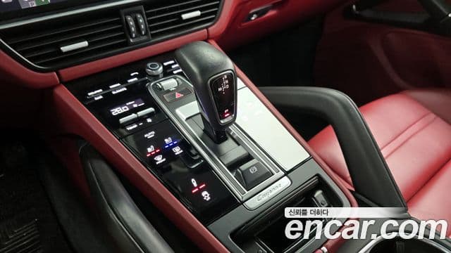 Porsche Cayenne (PO536) 3.0 купе, 2022 9