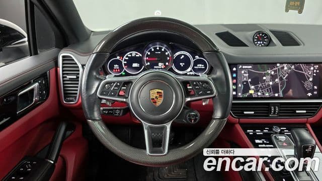 Porsche Cayenne (PO536) 3.0 купе, 2022 13