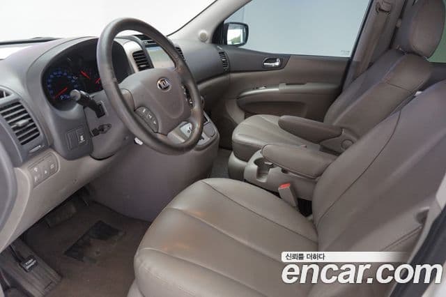 Kia Carnival R Premium, 2013 15