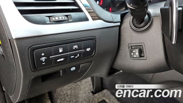 Genesis G80 Premium Luxury, 2018 14