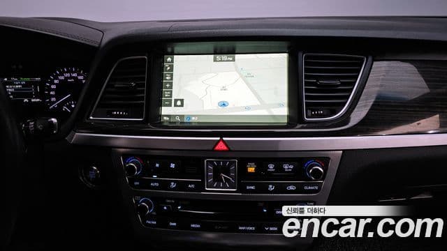 Genesis G80 Premium Luxury, 2018 15