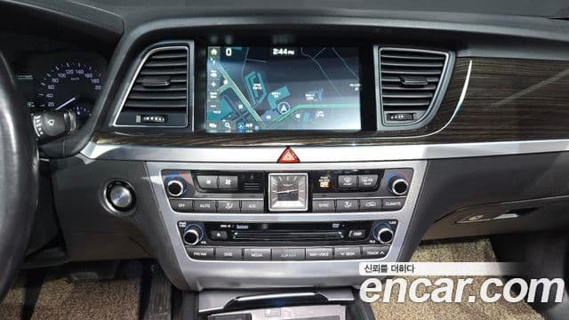 Genesis G80 Premium Luxury, 2017 14