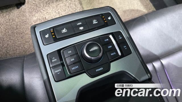 Genesis G80 Premium Luxury, 2017 19