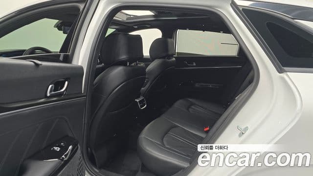 Kia K5 гибрид 3세대 Signature, 2023 12