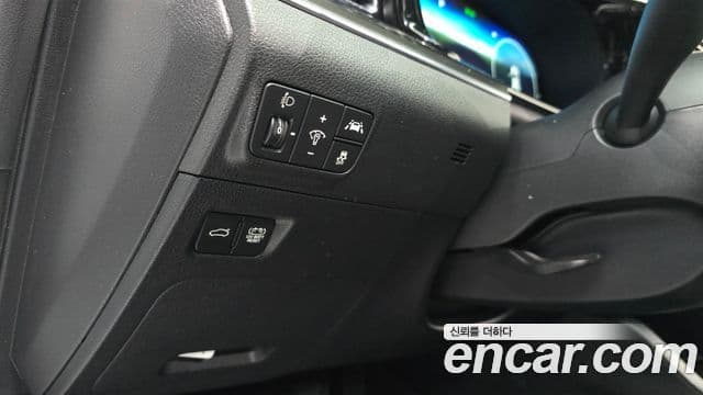 Kia K5 гибрид 3세대 Signature, 2023 14