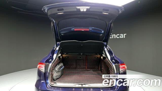 Maserati Levante, 2019 20