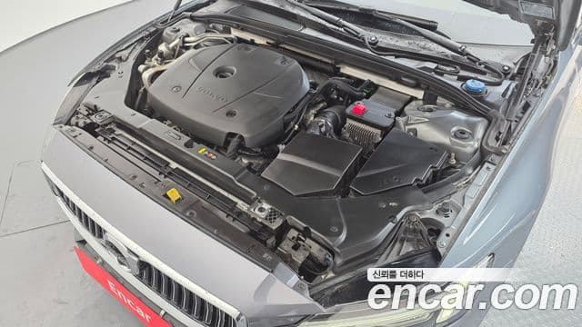 Volvo S60 3세대 T5 Inscription, 2020 6
