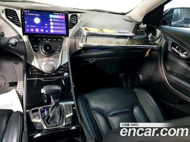 Hyundai Grandeur HG Executive, 2012 10