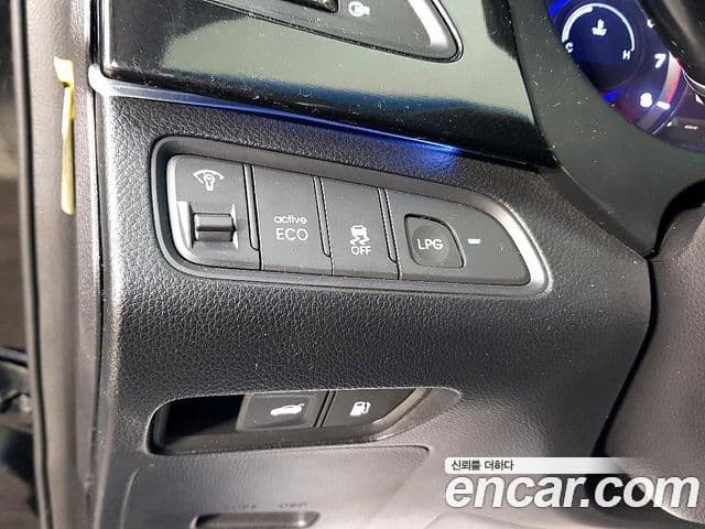 Hyundai Grandeur HG Executive, 2012 11