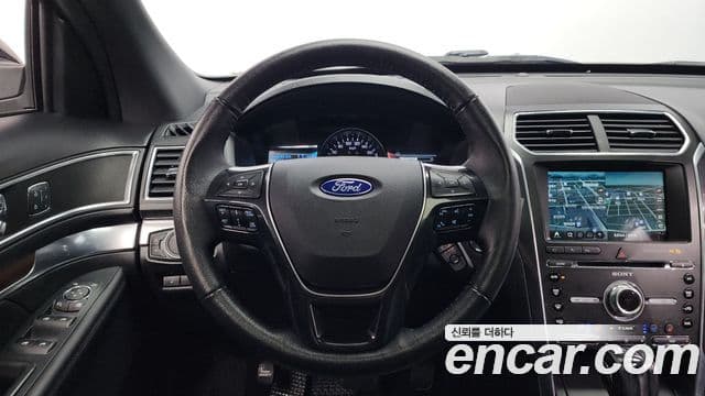 Ford Explorer 5세대, 2018 13