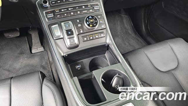 Hyundai The / новый New Santa Fe Prestige, 2023 9