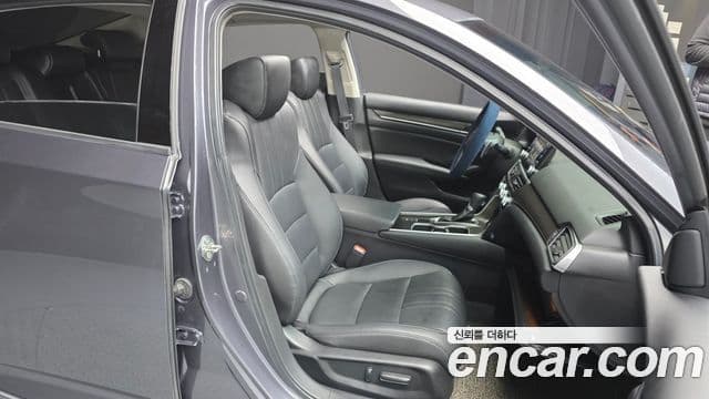 Honda Accord 10세대 1.5 турбо, 2019 12