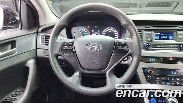 Hyundai LF Sonata гибрид Smart, 2015 13