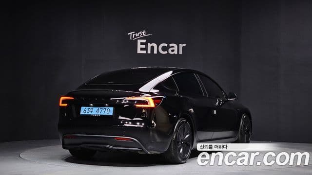 Tesla модель 3, 2024 2