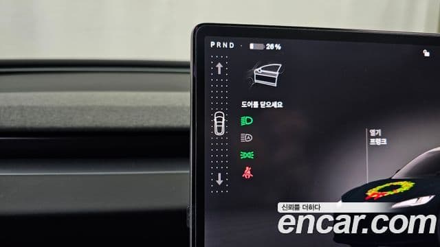 Tesla модель 3, 2024 9