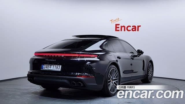 Porsche Panamera (976), 2024 2