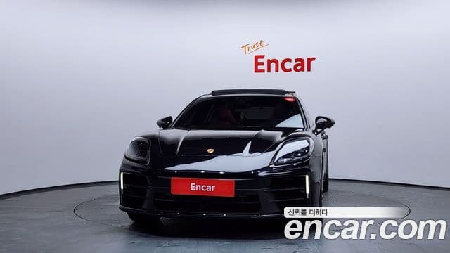 Porsche Panamera (976), 2024 3