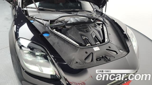 Porsche Panamera (976), 2024 6