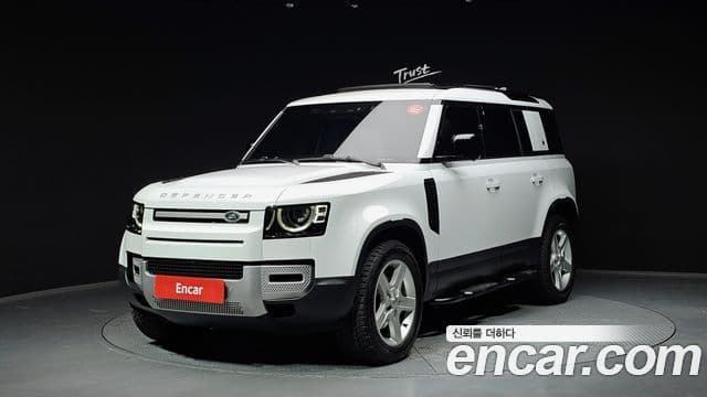 Land Rover Defender (L663) 110 D250 SE, 2024 1