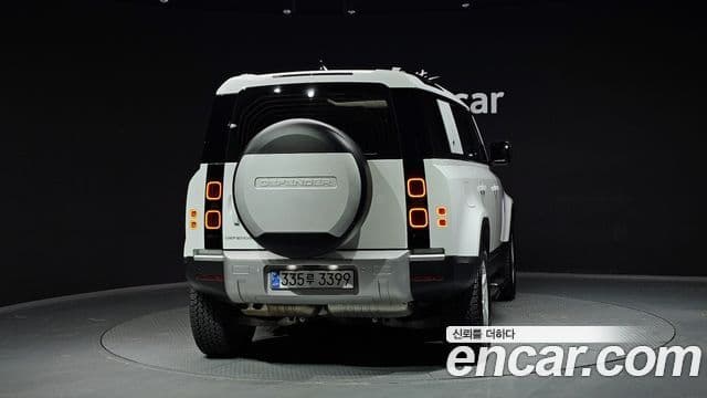 Land Rover Defender (L663) 110 D250 SE, 2024 4