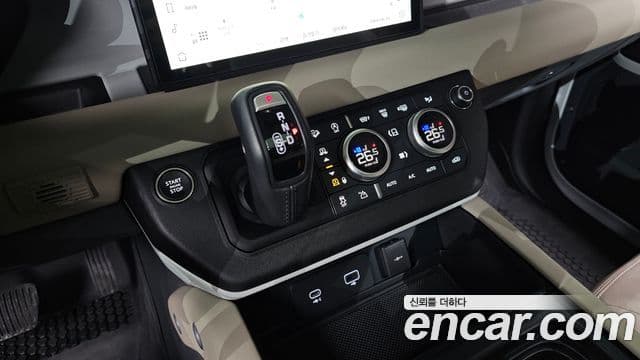 Land Rover Defender (L663) 110 D250 SE, 2024 9