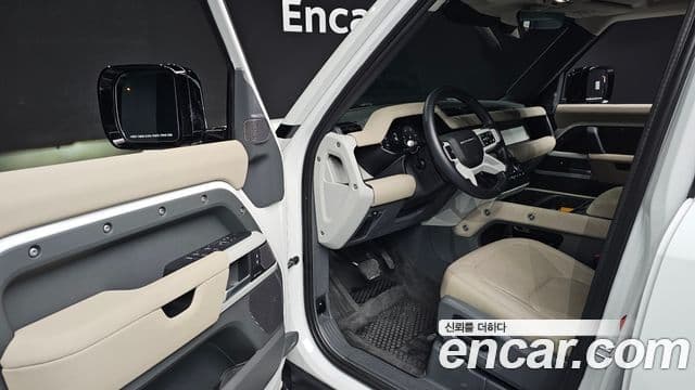 Land Rover Defender (L663) 110 D250 SE, 2024 11