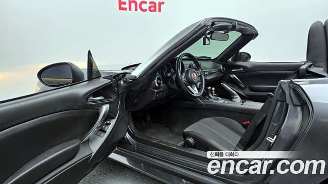 Fiat 124 스파이더, 2017 11