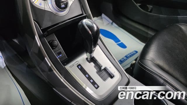 Hyundai Avante MD Luxury, 2012 9