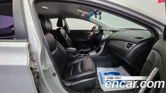 Hyundai Avante MD Luxury, 2012 10