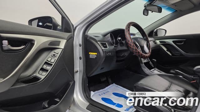 Hyundai Avante MD Luxury, 2012 11