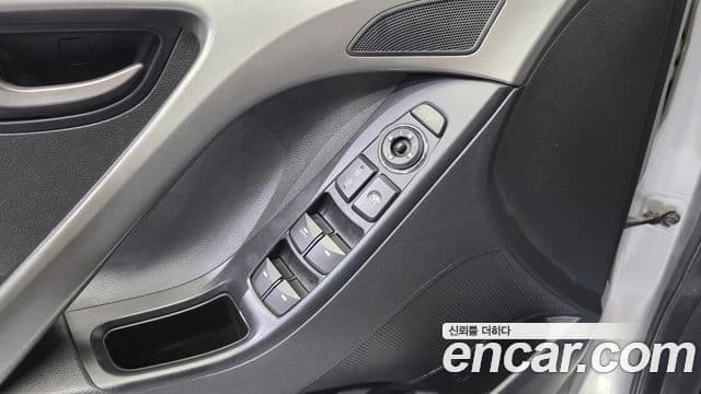 Hyundai Avante MD Luxury, 2012 12