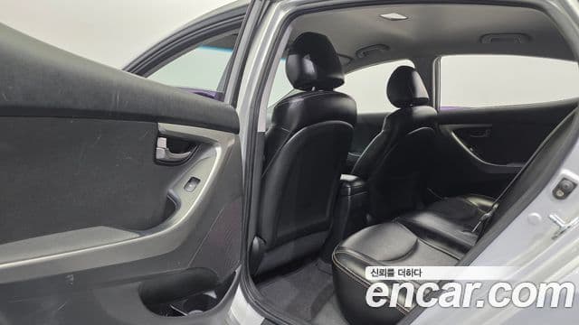 Hyundai Avante MD Luxury, 2012 18