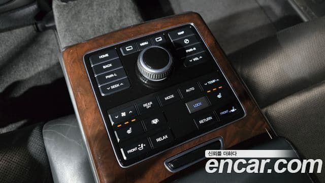 Hyundai Equus(новый кузов / новое поколение) Premium, 2013 17