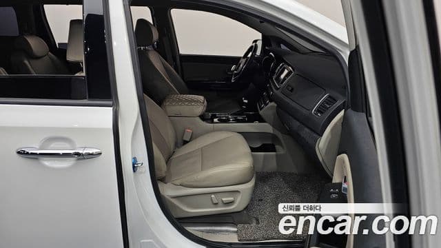 Kia The / новый New Carnival Prestige, 2019 11