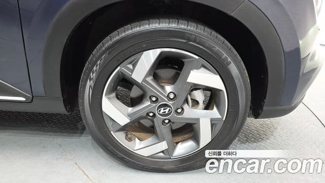 Hyundai Venue 1.6 Flux, 2020 все фото