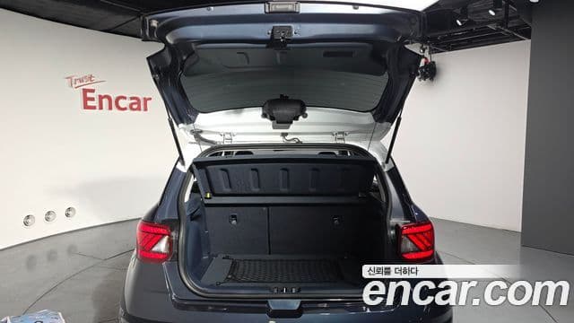 Hyundai Venue 1.6 Flux, 2020 20