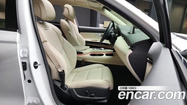 Genesis GV70, 2023 11