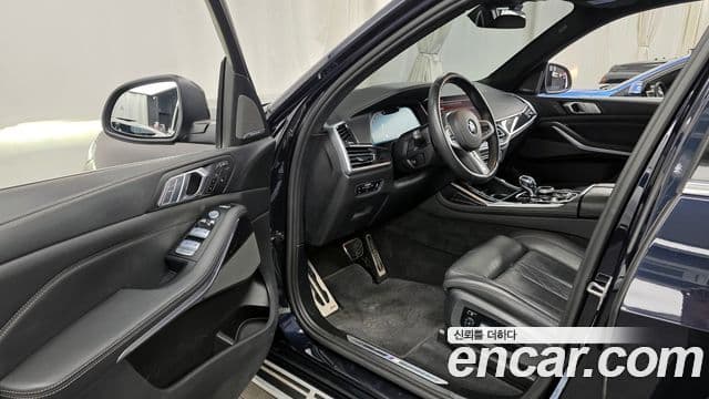 BMW X7 (G07) xDrive 40i M Sport 6인승, 2022 10