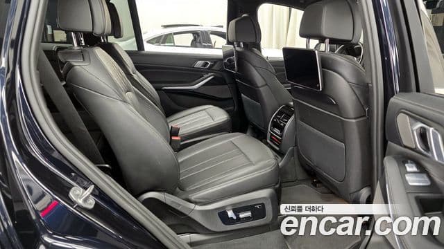 BMW X7 (G07) xDrive 40i M Sport 6인승, 2022 12