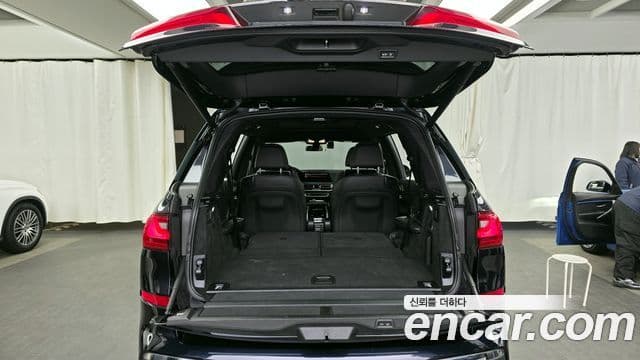 BMW X7 (G07) xDrive 40i M Sport 6인승, 2022 20