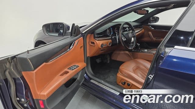 Maserati Quattroporte 3.0 дизель GranLusso, 2017 11