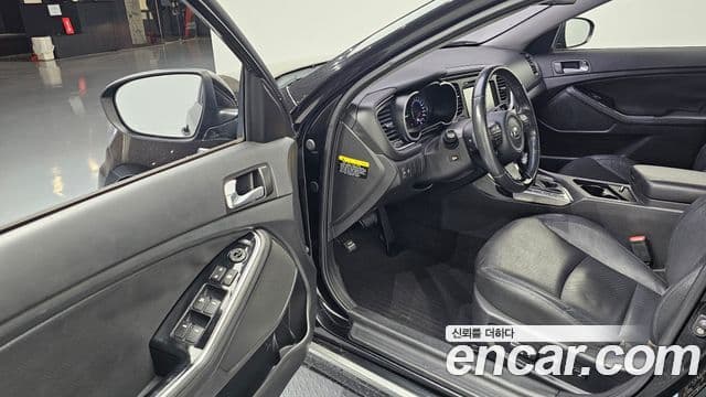 Kia K5 гибрид Prestige, 2015 11