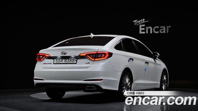 Hyundai LF Sonata Special, 2015 2