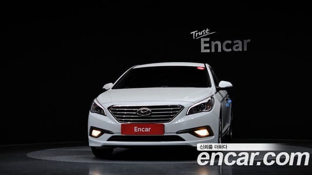 Hyundai LF Sonata Special, 2015 3