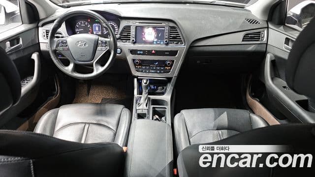 Hyundai LF Sonata Special, 2015 7