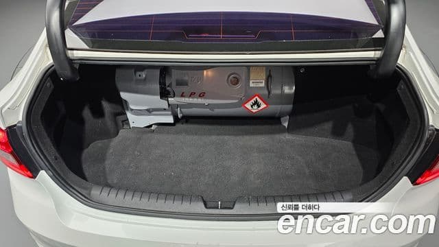 Hyundai LF Sonata Special, 2015 20