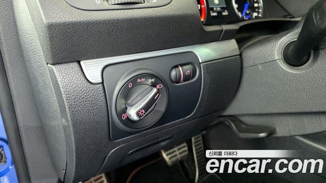 Volkswagen 시로코 2.0 TSI R, 2014 17